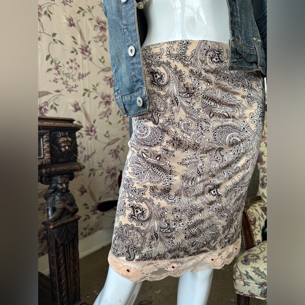 Lined Vintage Pencil skirt elastic waist 4-6 as stretches Fabric Floral Soft